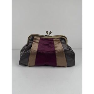Bath & Body‎ Works Kisslock Evening
Clutch Rhinestone Stripes Casual Formal
